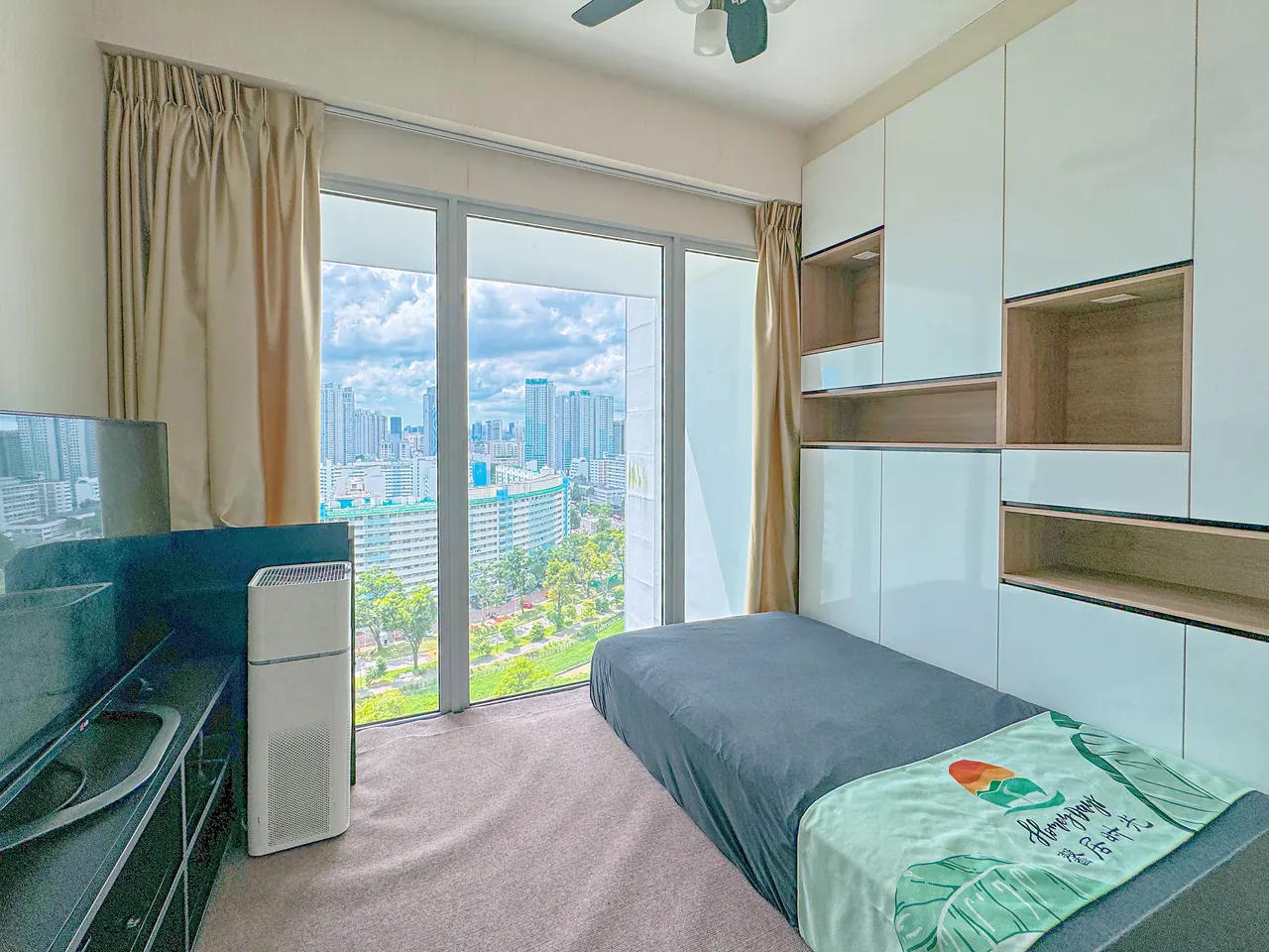 Eight Riversuites · 普通房(17 楼) · 阁楼